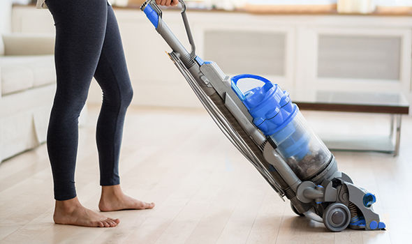 These Cleaning Secrets from Housekeepers come in Handy when you’re in Hurry 2 0a7f7a5054afed73f20e9e49acc6283f7f9a947bb8947c7c5c348fa3a3d6dea9