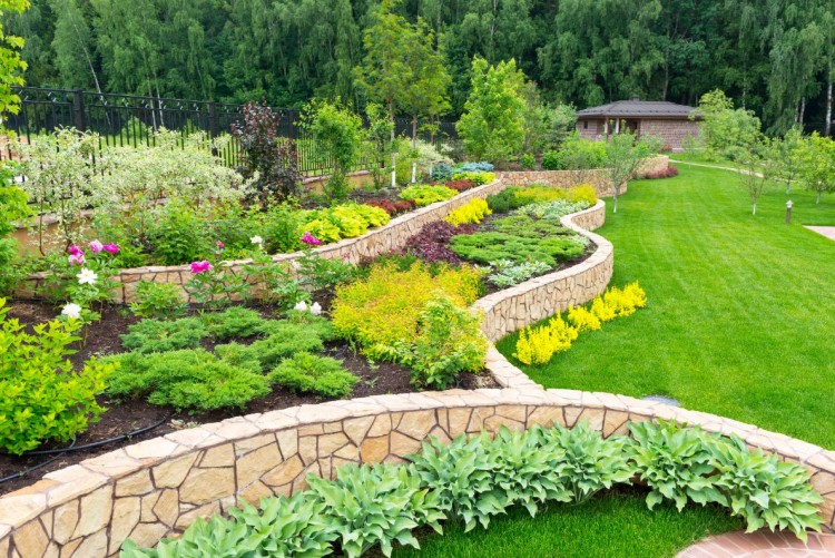 Outdoor Landscaping Ideas in Wisconsin 2 139fffb998b0847a18bec7f7c81afcb0dd1162ed3da3e9c4b718bf6a775d5e20