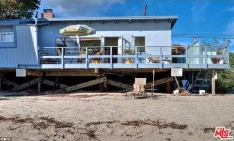 461fd202d207e1085d8ffd279b3ec491782fbcce9125573f6f73eba4c41885d5