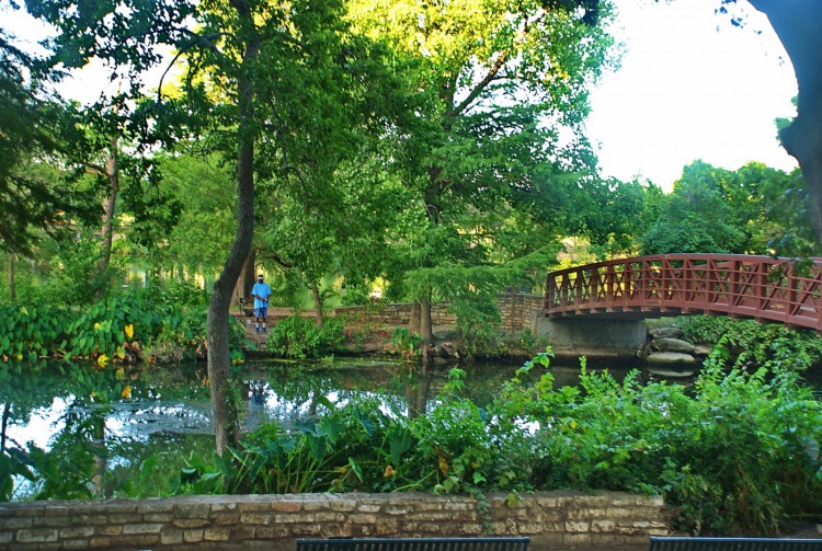 7d5575c91476b27a2bbf9f366288e13656a0ef85b796bd27fe4a8609331134f2