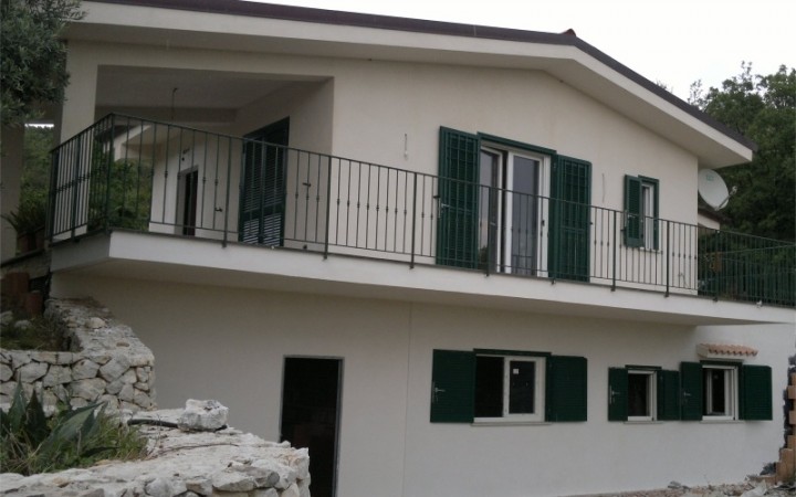 Italian Property Sales By Owner Up As Real Estate Market Strengthens in Italy 4 93db81b9f9b7eea66d28173ae6408a8f9f1a942c5dfba7131398a7fc8e34acc0