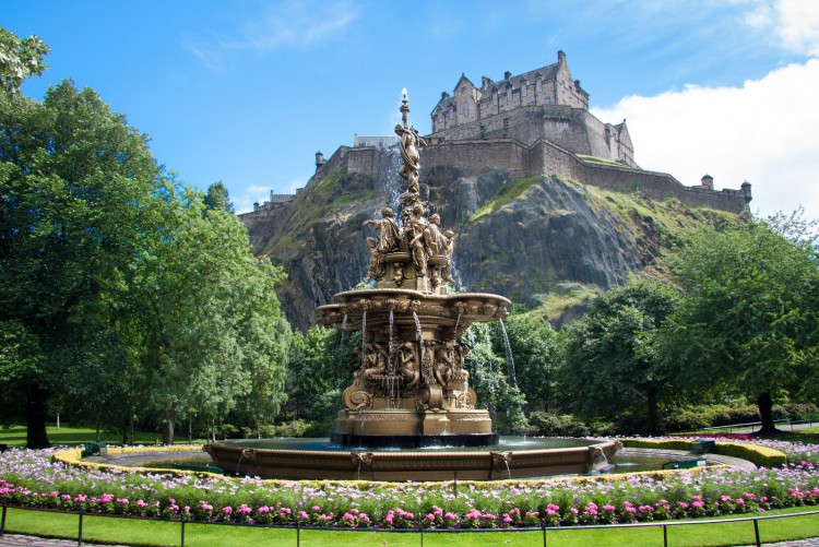 defd7971b7c8da1f062b8ac79a009c4c5f56ac9dcf08193cdbb1109d748dde1b