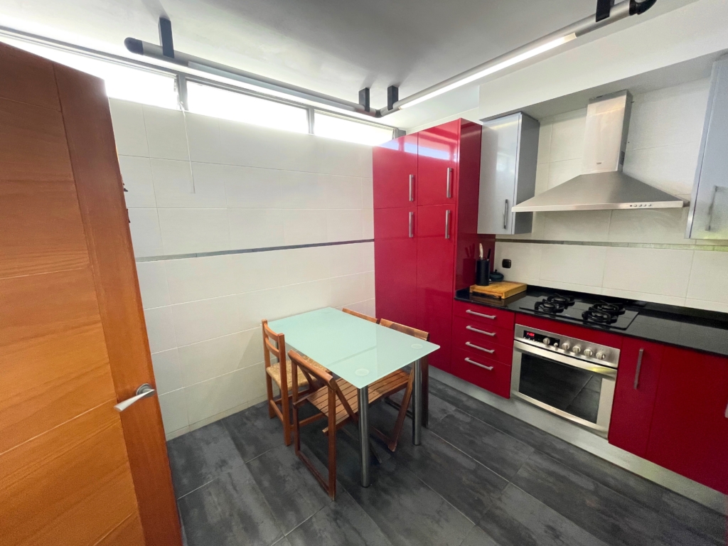 Luxury 4 Bed Duplex Penthouse Apartment For Sale in Barcelona 1 A007 COCINA 09 Fotor 1