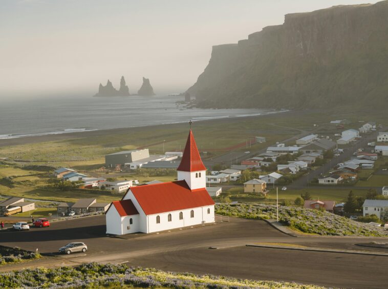 Property Guides 70 Iceland