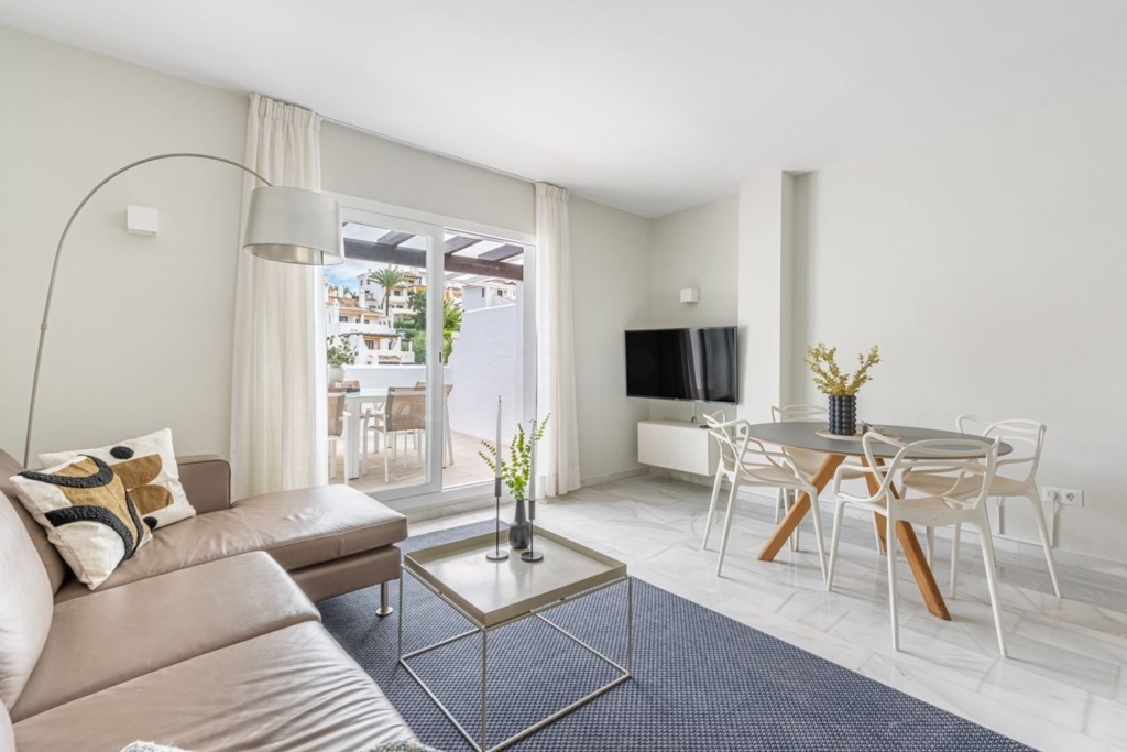Modern Refurbished Penthouse in Nueva Andalucia within Distance to Puerto Banus and the Beach 1 cbild5ahbnfl6e769ohln 1146156190 rszww1265 80