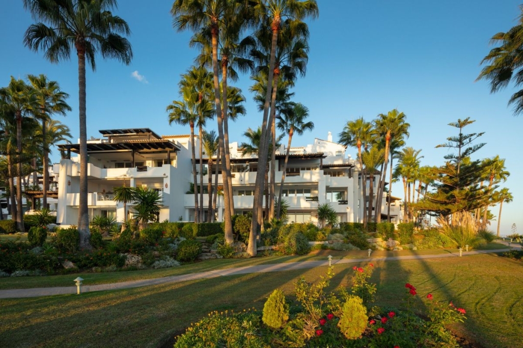 Truly Exceptional Duplex Penthouse In Puente Romano Japanese Gardens 1 spca visual marbella mg 2769 hdr edit 1