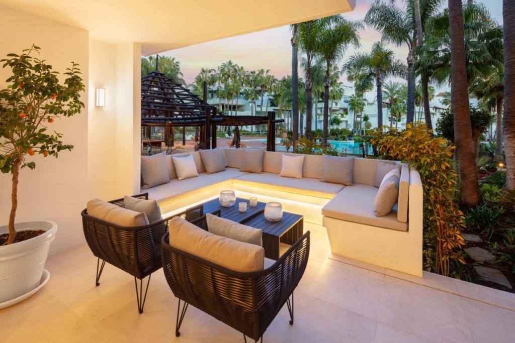 BESPOKE CONTEMPORARY RESIDENCE WITHIN 5 STAR BEACHSIDE RESORT 1 spca visual marbella mg 8605 edit 1