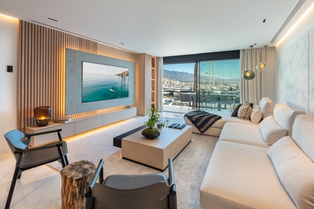 Puerto Banus Marina Sleek Contemporary Apartment 1 spca visual marbella mg 8661 edit