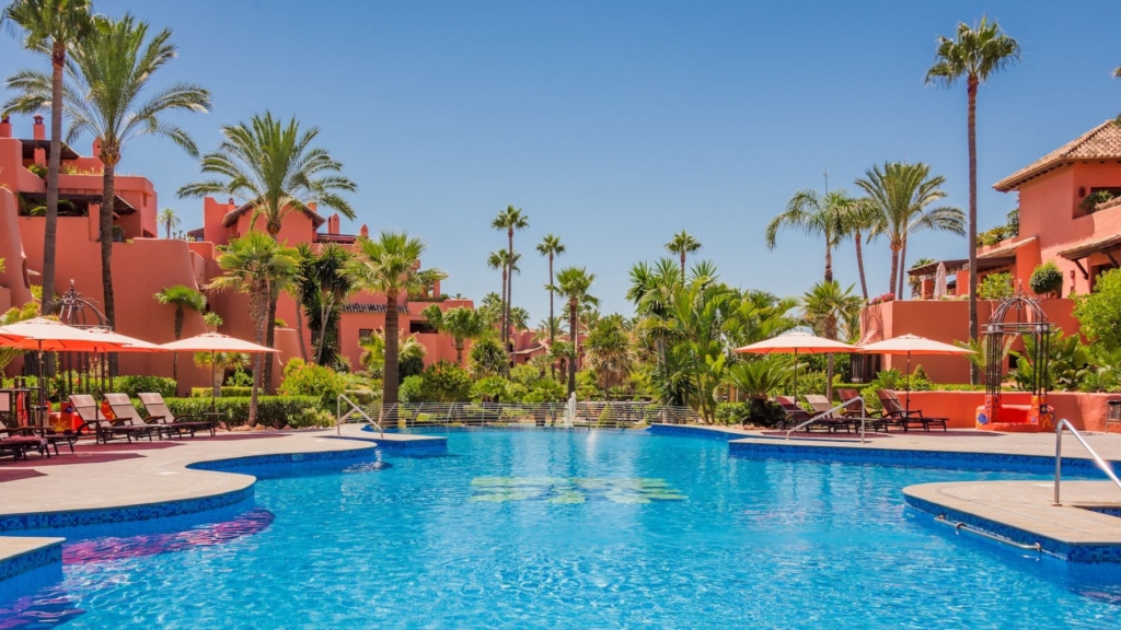 New Golden Mile Fully Renovated Beachfront Apartment with 5 Star Facilities 1 torre bermeja 2102 24