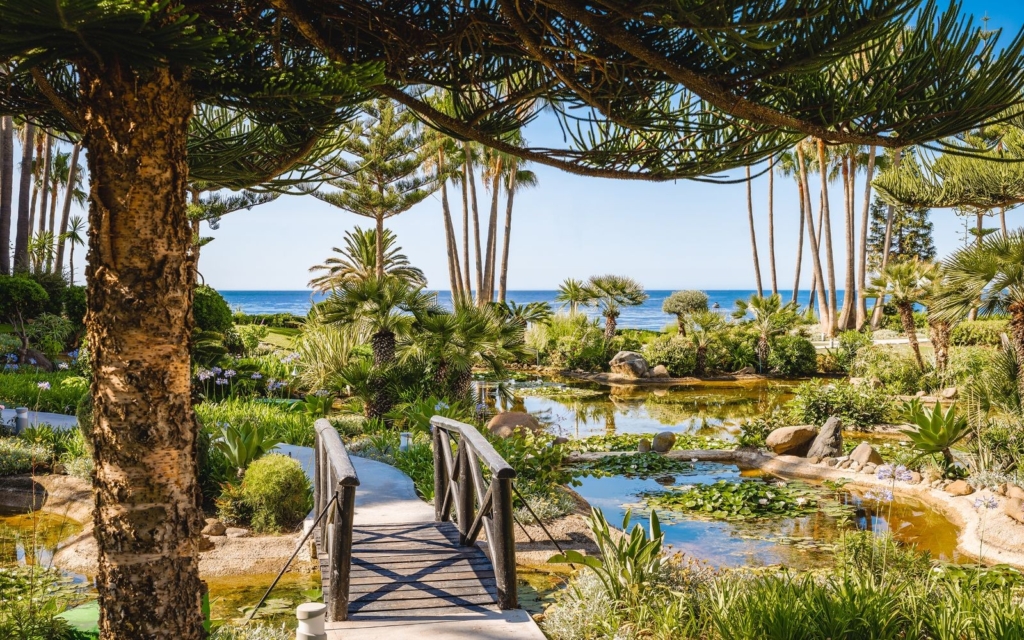 Japanese Gardens, Marina Puente Romano - Southwest-Facing Apartment 1 ulp 1029
