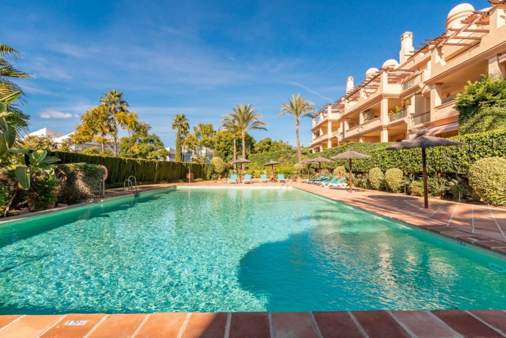 Los Flamingos - Four Seasons The Perfect Home or Holiday Rental Investment. 1 web 18 2