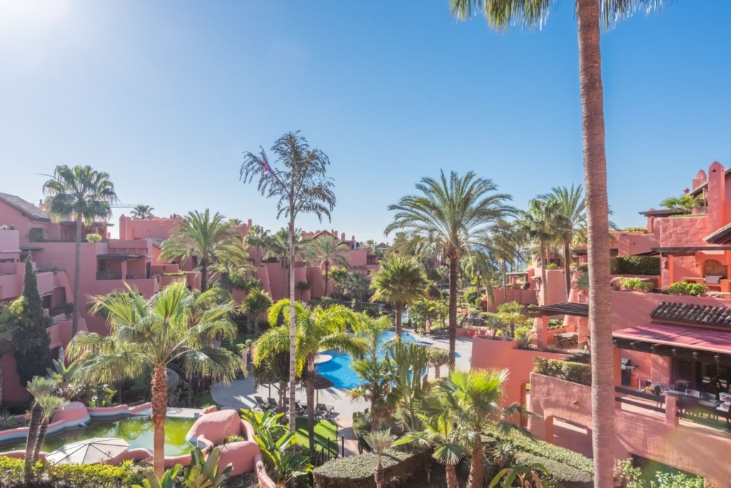 Frontline Beach Superb Penthouse with Sea Views 1 web torre bermeja apartment 9