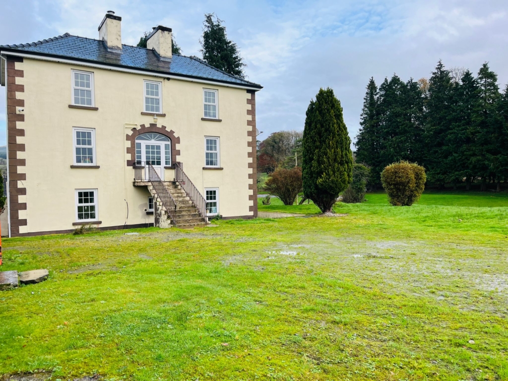Estate Redevelopment For Sale In Lissnagroagh Manorhamilton Co Leitrim 1 0 19 5