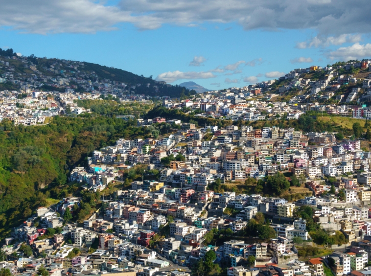 Property Guides 56 Ecuador
