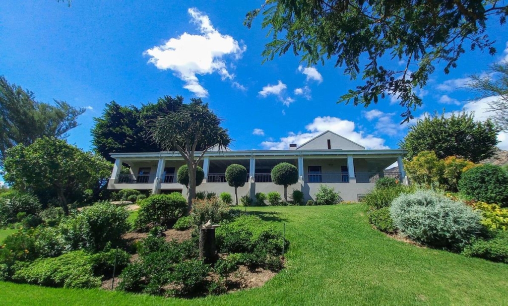 Luxury 5 Bed Villa For Sale In Montagu South 1 Ensure1280x720 1 1