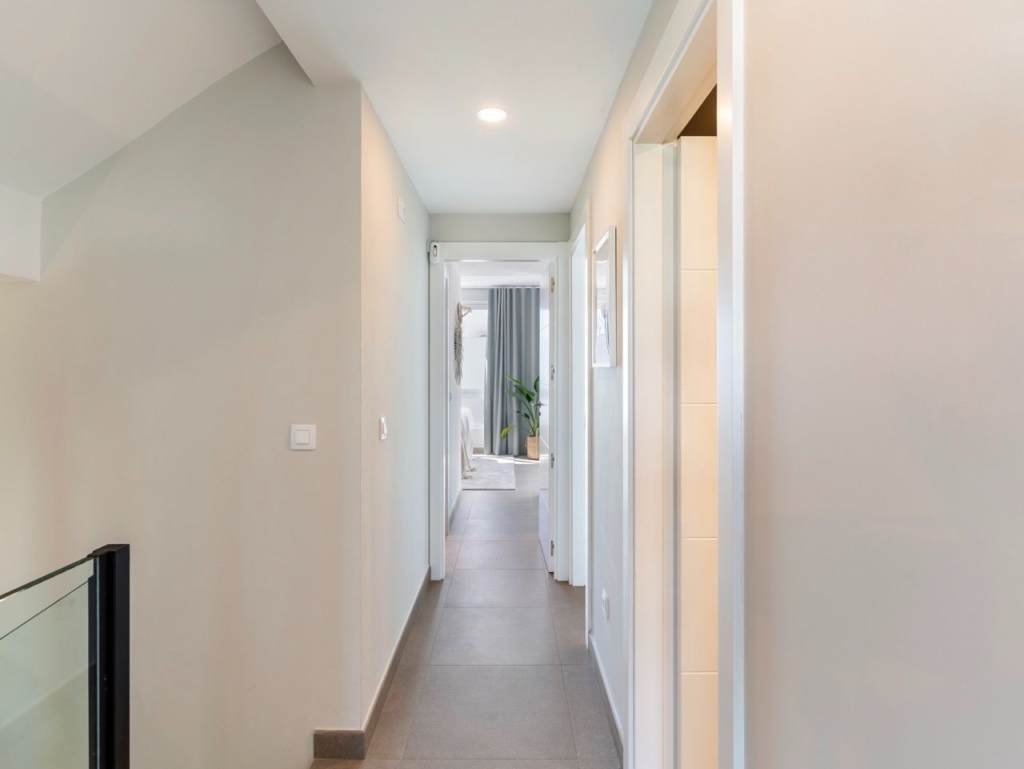 Great and Centrally Located Newly Built Townhouse 1 a7401595 large 1