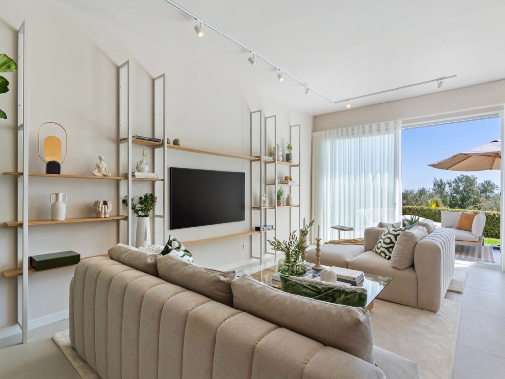 Stunning Refurbished Townhouse in La Quinta 1 a7409016 large
