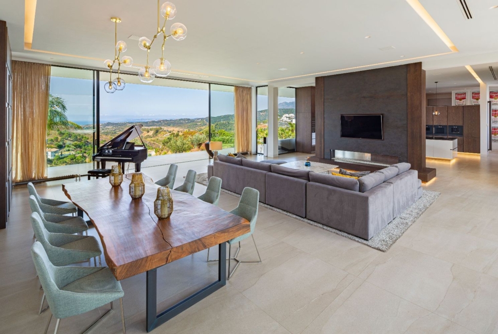 Outstanding Contemporary Villa Frontline Golf in Marbella Club Golf Resort with Panoramic Sea Views 1 image 1