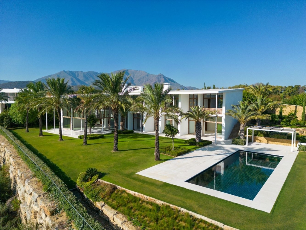 Exceptional Golfside Residence Set on Generous Plot 1 spca visual marbella dji 0051 edit