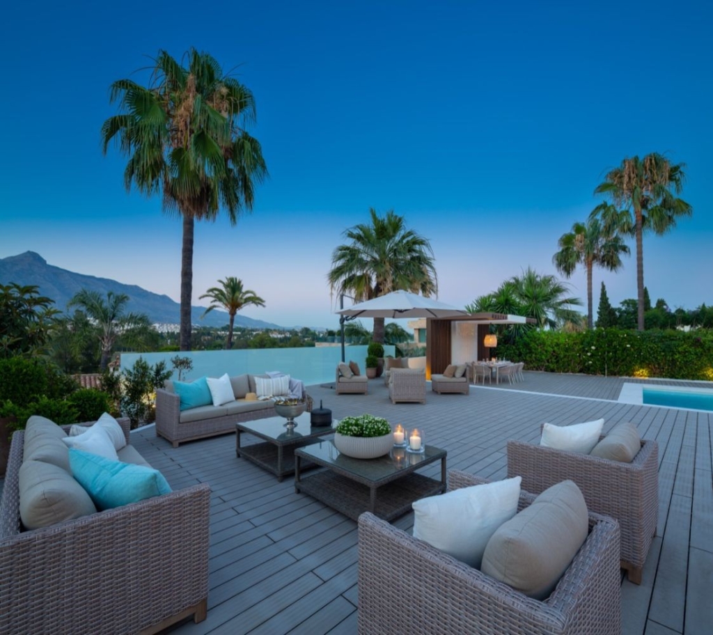 Cozy and Charming Modern Villa in a Prime Location in Marbella 1 spca visual marbella j0b1966 hdr pano edit