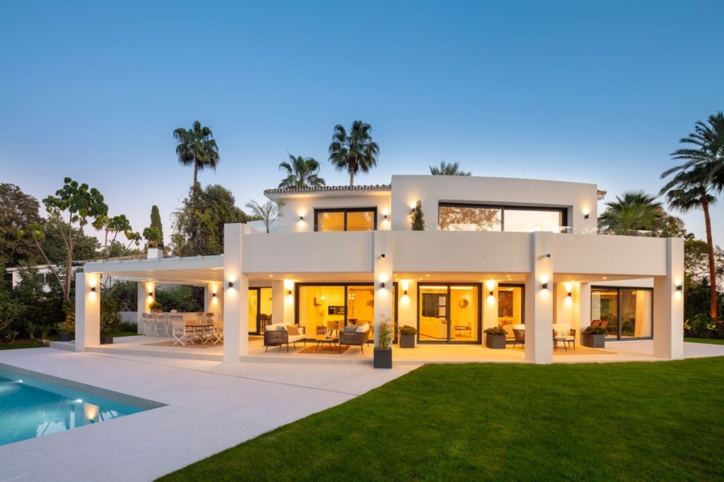 Frontline - Las Brisas Contemporary Designed 1 spca visual marbella mg 0730 hdr edit 1