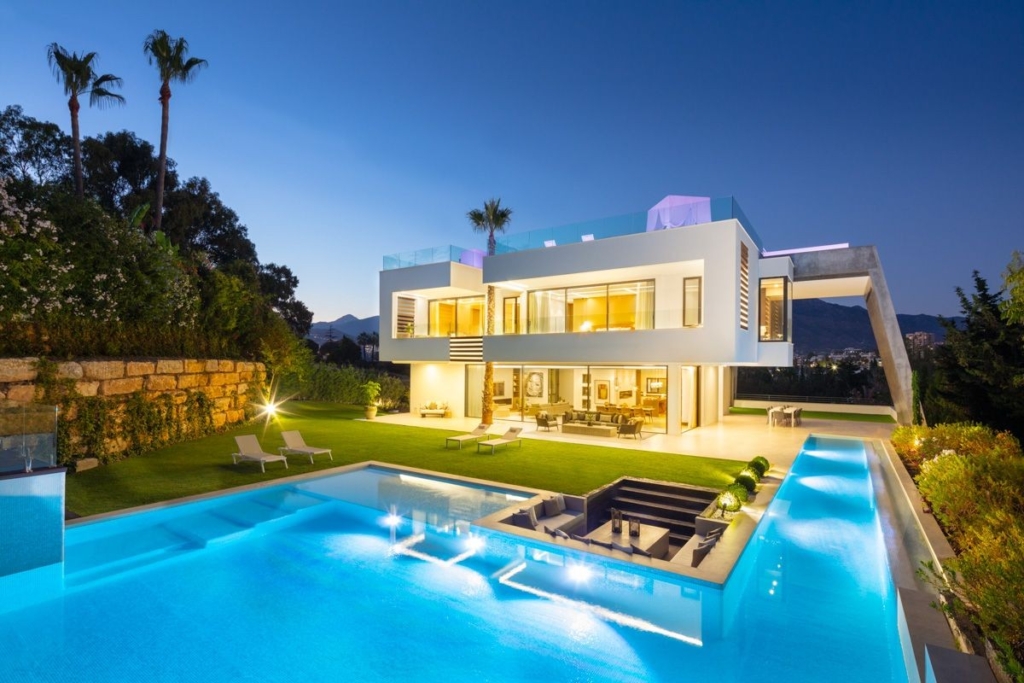 Impressive Brand-new Villa with an Avant-garde Architecture 1 spca visual marbella mg 1769 edit