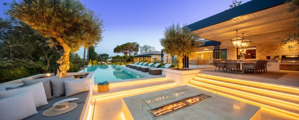 A villa Built To Perfection Bringing Andalusian Architecture and Contemporary Touches. 1 spca visual marbella mg 3320 hdr pano edit