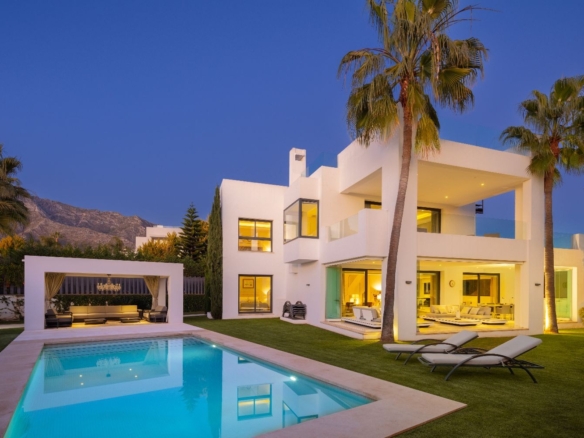 spca visual marbella mg 6736 hdr edit