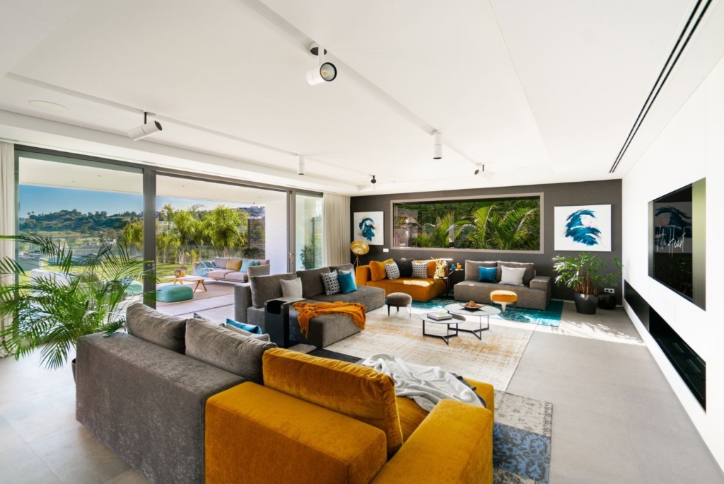 La Alqueria Brand New Modern Frontline Golf Villa with Sea Views 1 villa heart drumelia real estate 6