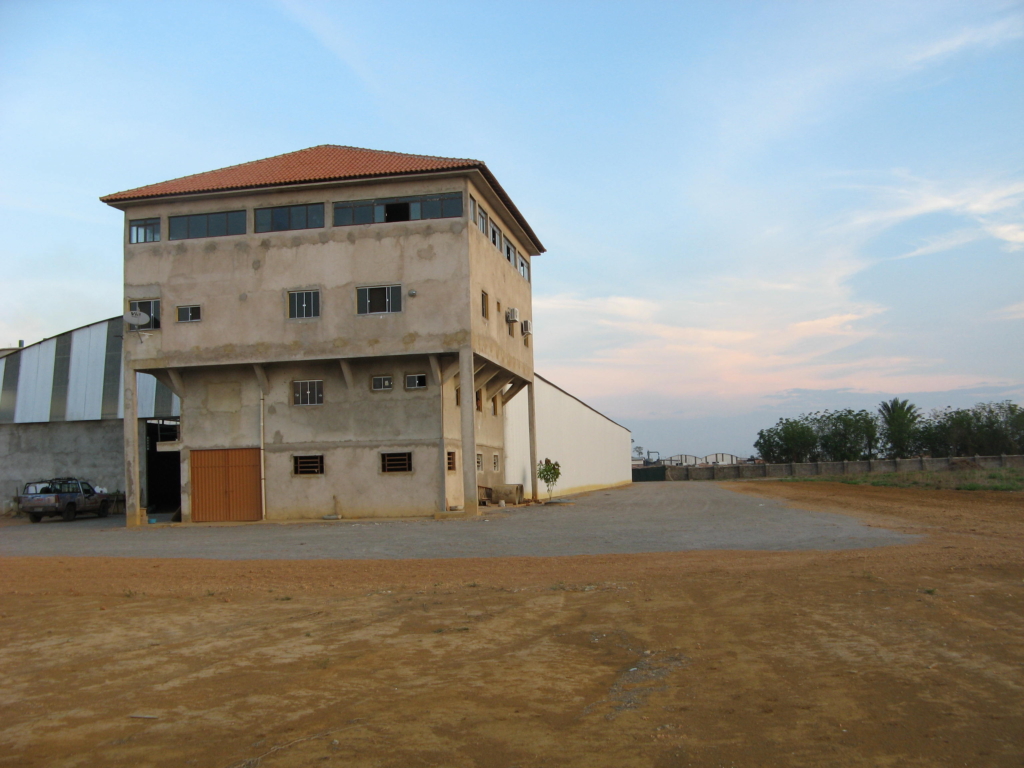 Flooring and Decking Factory For sale in Ariquemes 1 0 6