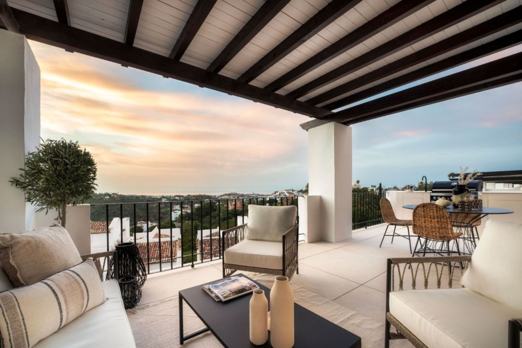 Benahavis Top Floor Floor Renovated Apartment 1 961723ca 8203 4f59 8819 b0a523e735a9