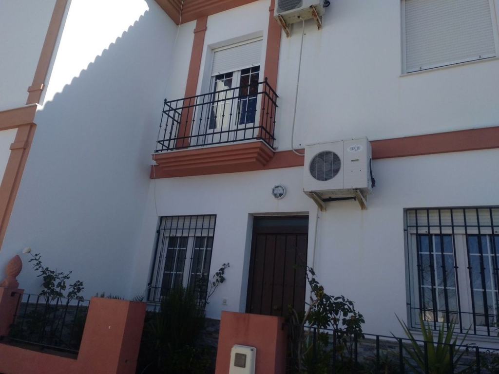 Villablanca 1 front xlarge 3