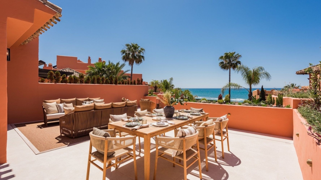 Marbella Incredible Beachfront Penthouse 1 verdin property la morera 721 5