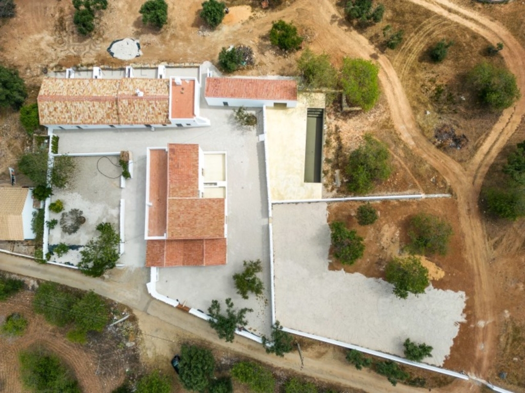 Santa Barbara de Nexe 1 077db10ad1d1ba7cd678 xlarge