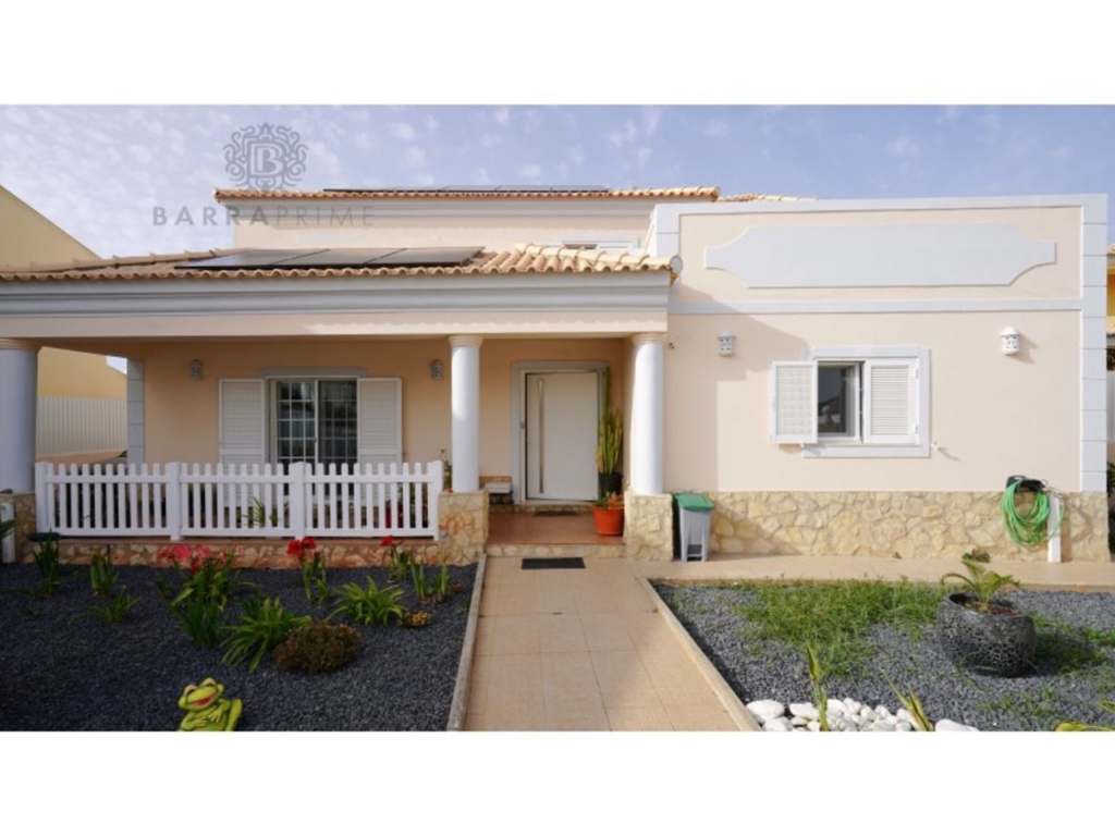 Loule 1 080ef2d6e75c95a7ab07 xlarge