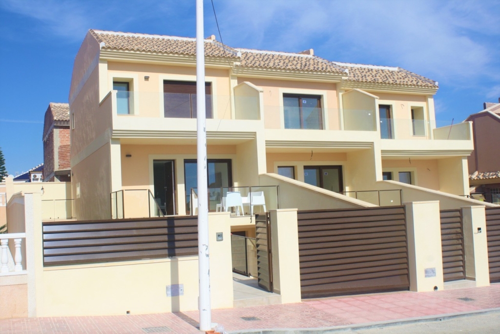 Los Altos 1 08f7ad46e2ffc68304fd xlarge