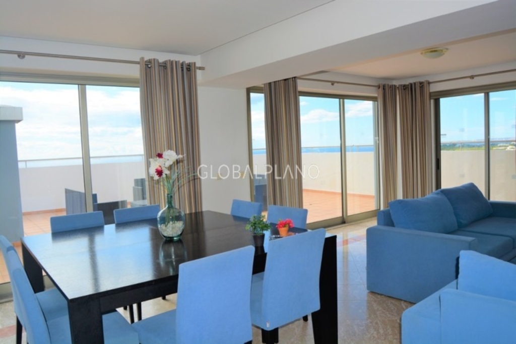 Praia da Rocha 1 10fc53a9b76be454cd38 xlarge