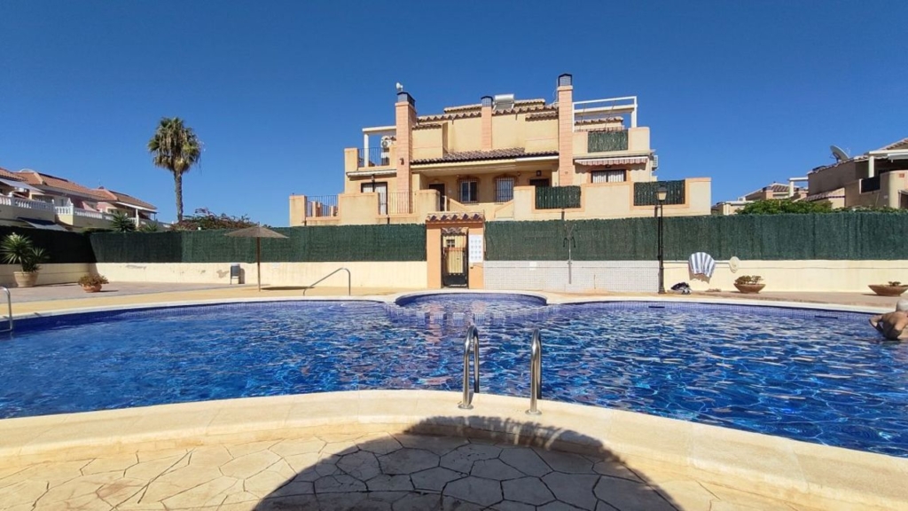 La Zenia 1 1409feafb8bf103afe9b xlarge
