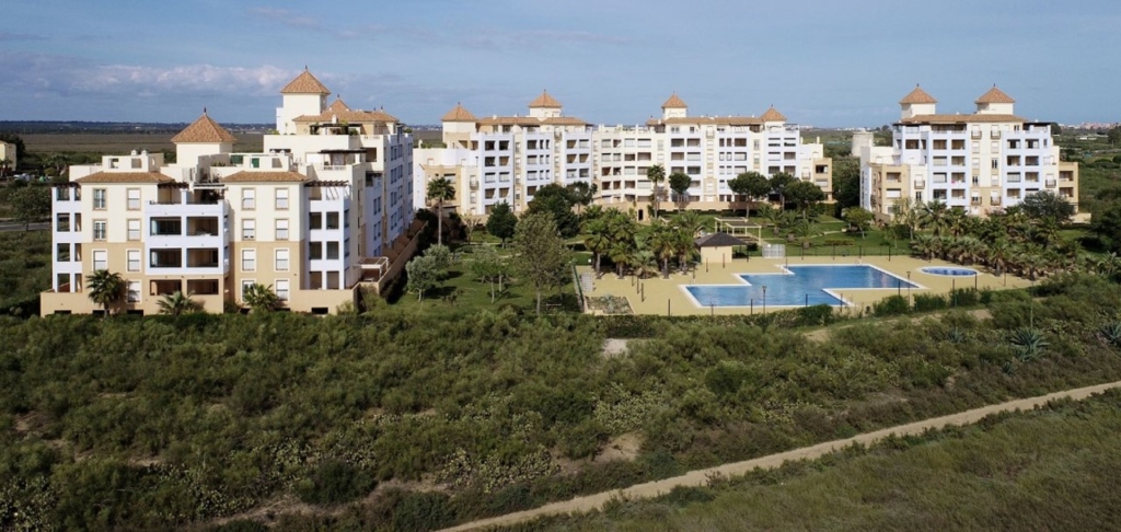 Ayamonte 1 1b736b2f7a3093809772 xlarge