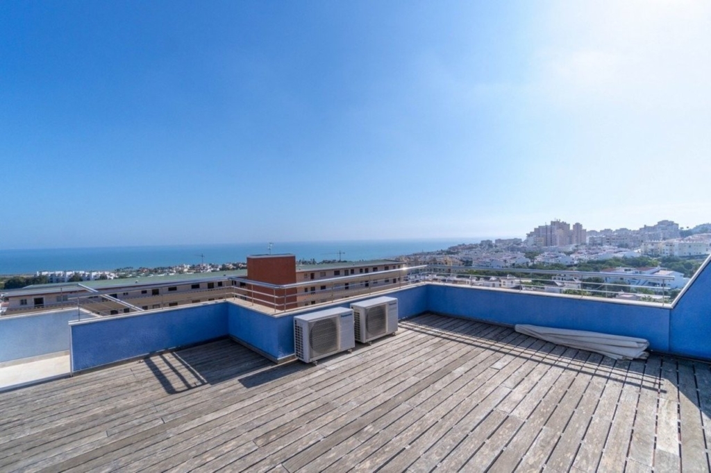 Torrevieja 1 24b0bdb27d122bf33cf4 xlarge
