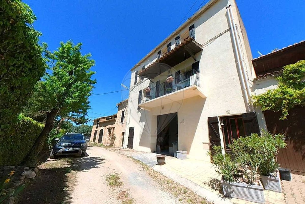 House 3 bedroom(s) for sale 1 3cfe7e4f b338 4b49 b062 0ccb95f96e1e 1