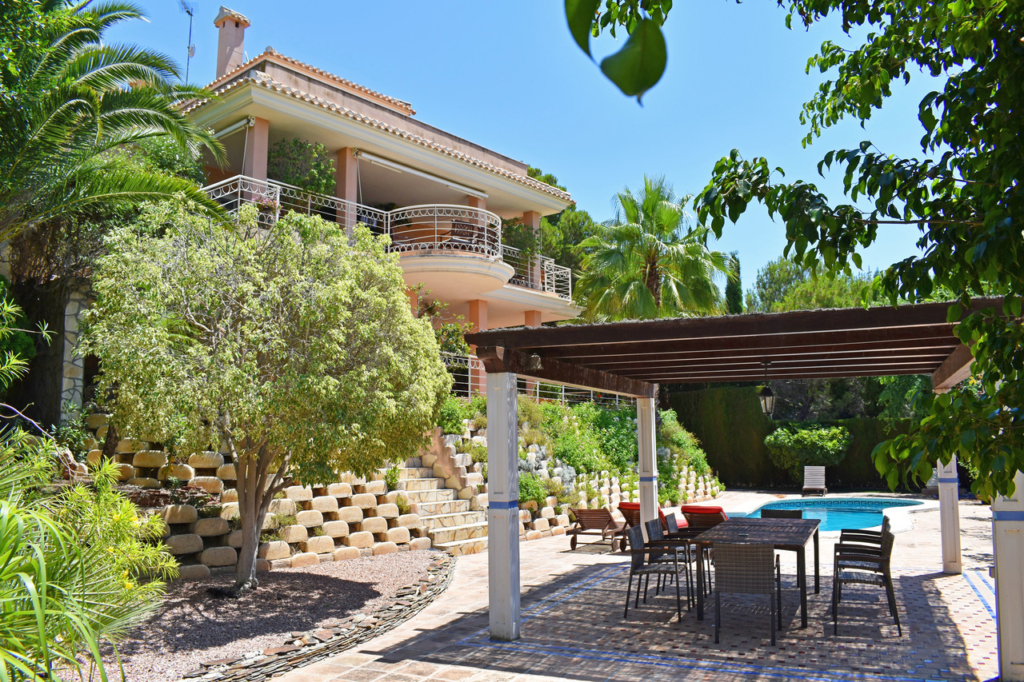 Campoamor 1 3d387b1ca202fae1c628 xlarge