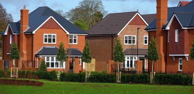 Beautiful houses in Wallingford for sale, perfect for families seeking a cozy community.