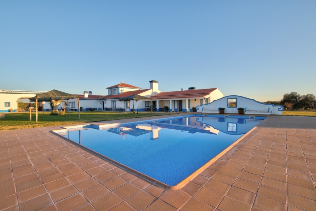 Ferreira do Alentejo 1 692109f9f0f6054379a2 xlarge