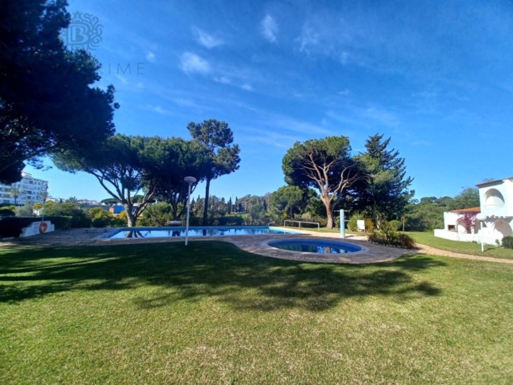 Quarteira 1 6a4d2c388a678d907726 xlarge