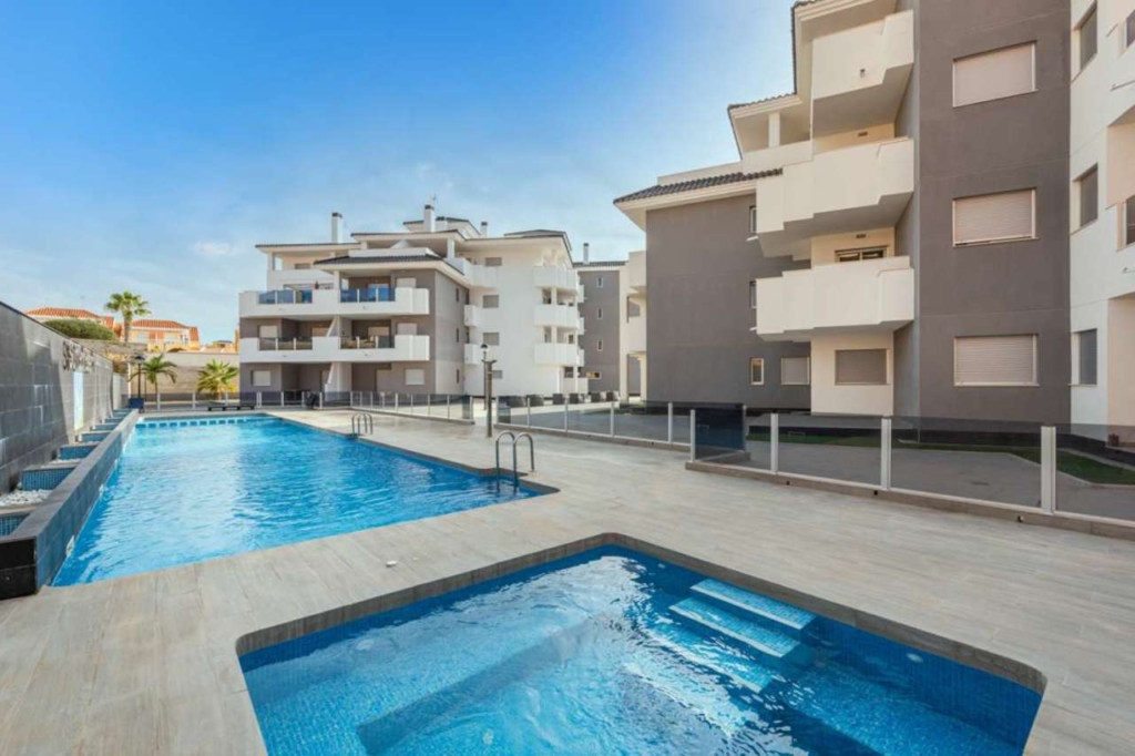 Villamartin 1 770ced94612b6b940480 xlarge