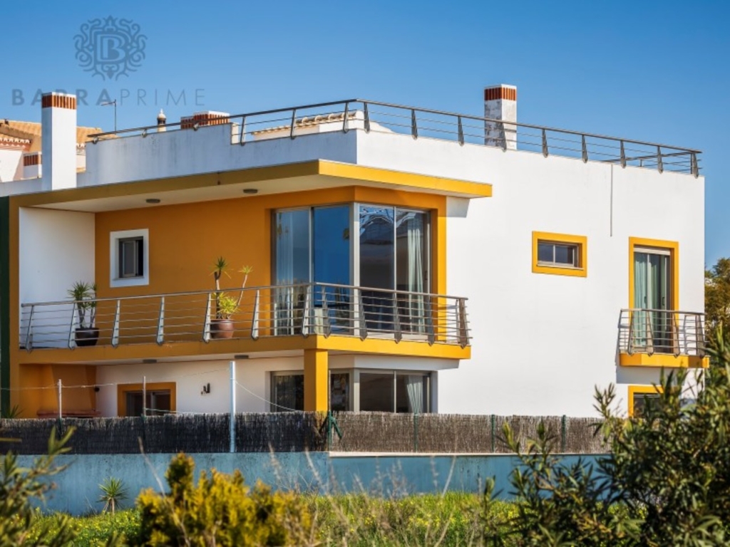 Alvor 1 7f5f273e4c7defb2b6f2 xlarge