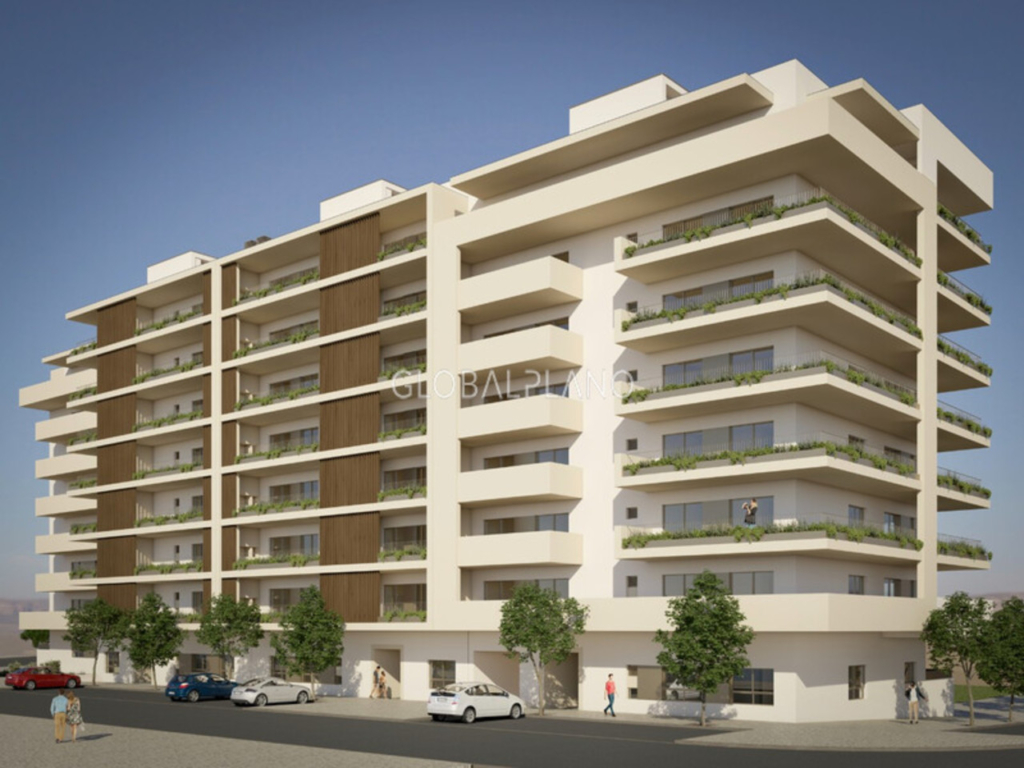 Portimao 1 89e2b55dd5759518e3f7 xlarge