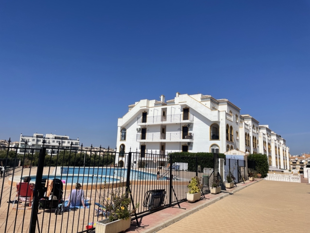 La Zenia 1 9506c78d5c85dac6f117 xlarge