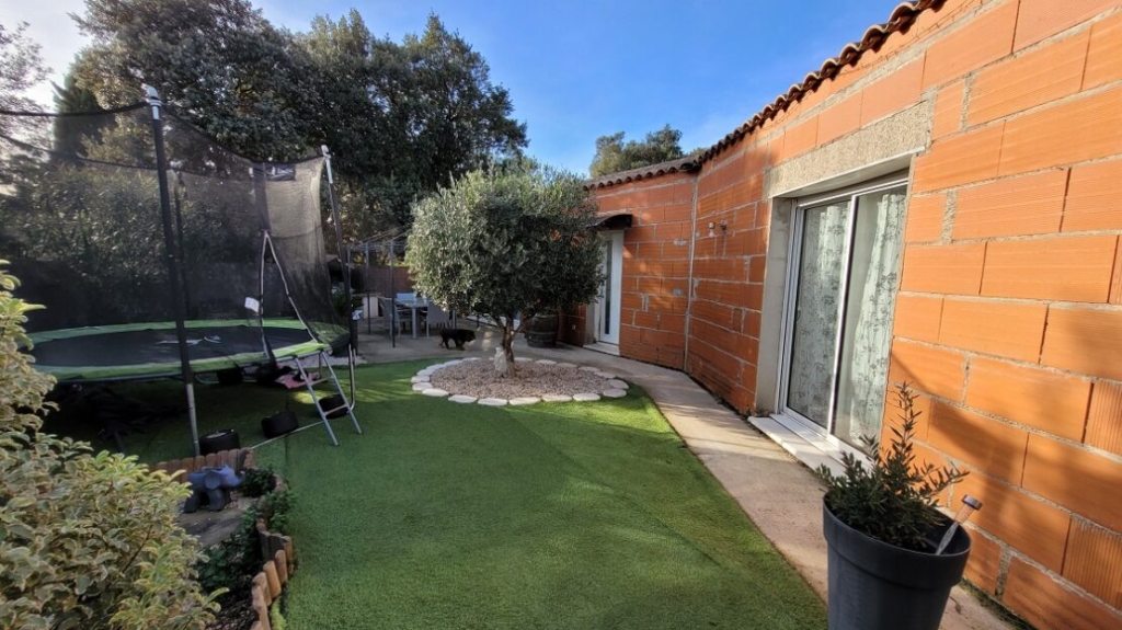Pretty Single Storey Villa With 135 M2 Of Living Space On 440 ² With Pool And Beautiful Views. 1 CAU343440EA 1110x623 1